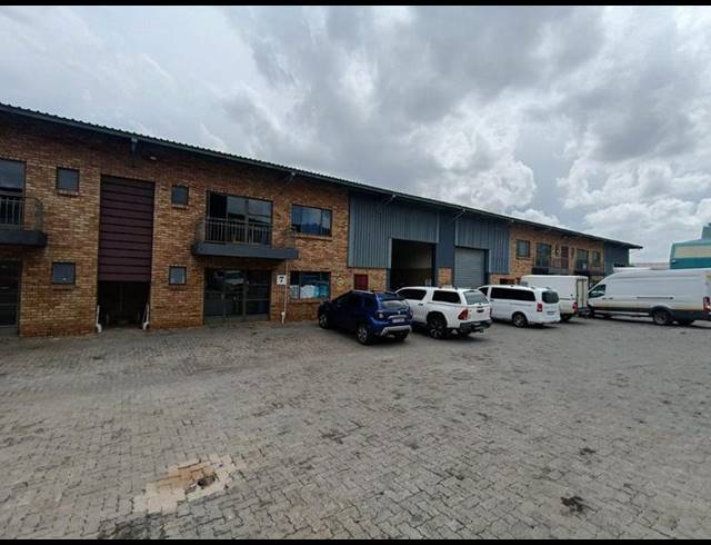 INDUSTRIAL PROPERTY TO RENT IN STORMILL
